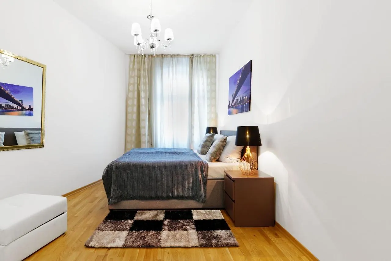 Grand Central City Apartments Mitte Rosenthaler Platz Berlín