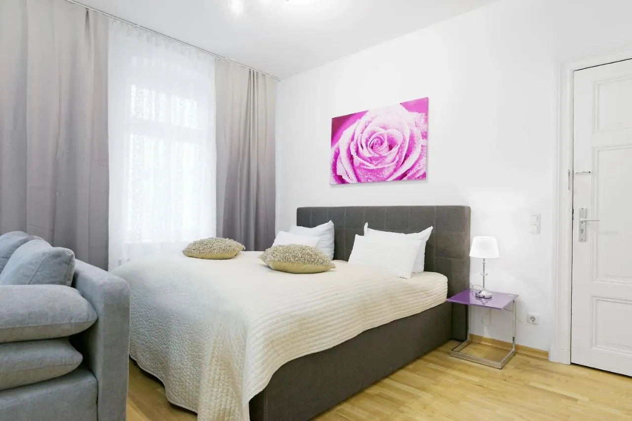 Grand Central City Apartments Mitte Rosenthaler Platz Berlin 0*,  Germany